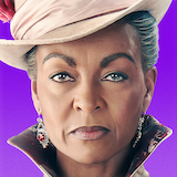 chronique-des-bridgerton-lady-danbury.png
